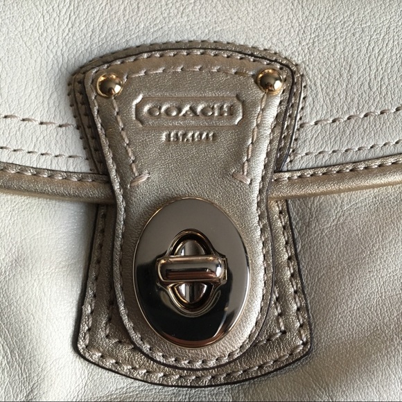 Coach Cream & Gold Leather Clutch Wristlet - Picture 6 of 16